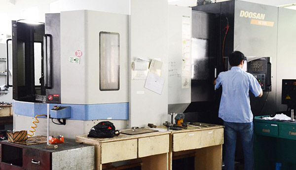 手把手教你修正普通车床三爪卡盘